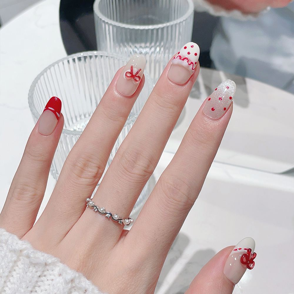 10 adet Kısa Oval El Yapımı Ta - Nail Art Red incelemesi ve fiyatı