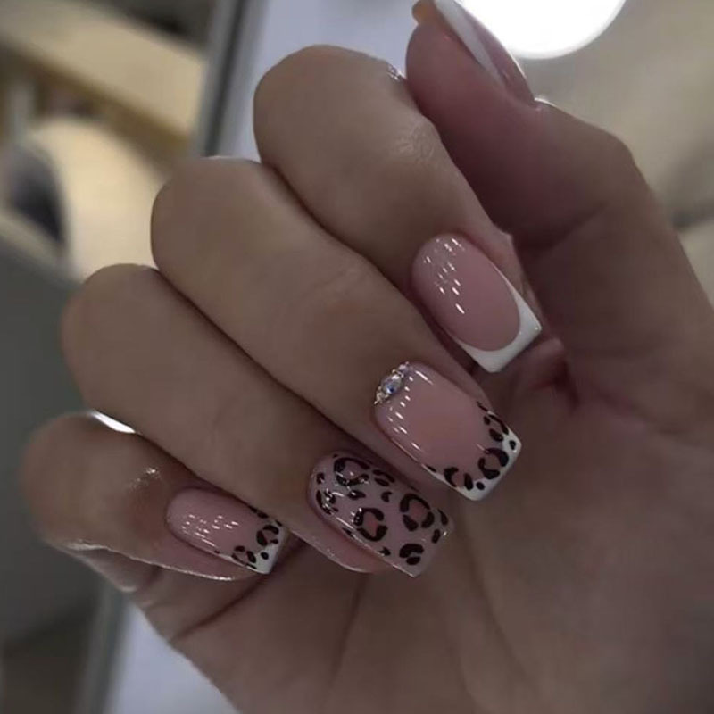 24 Adet Hazır Takma Tırnak Fra - Nail Art Red incelemesi ve fiyatı